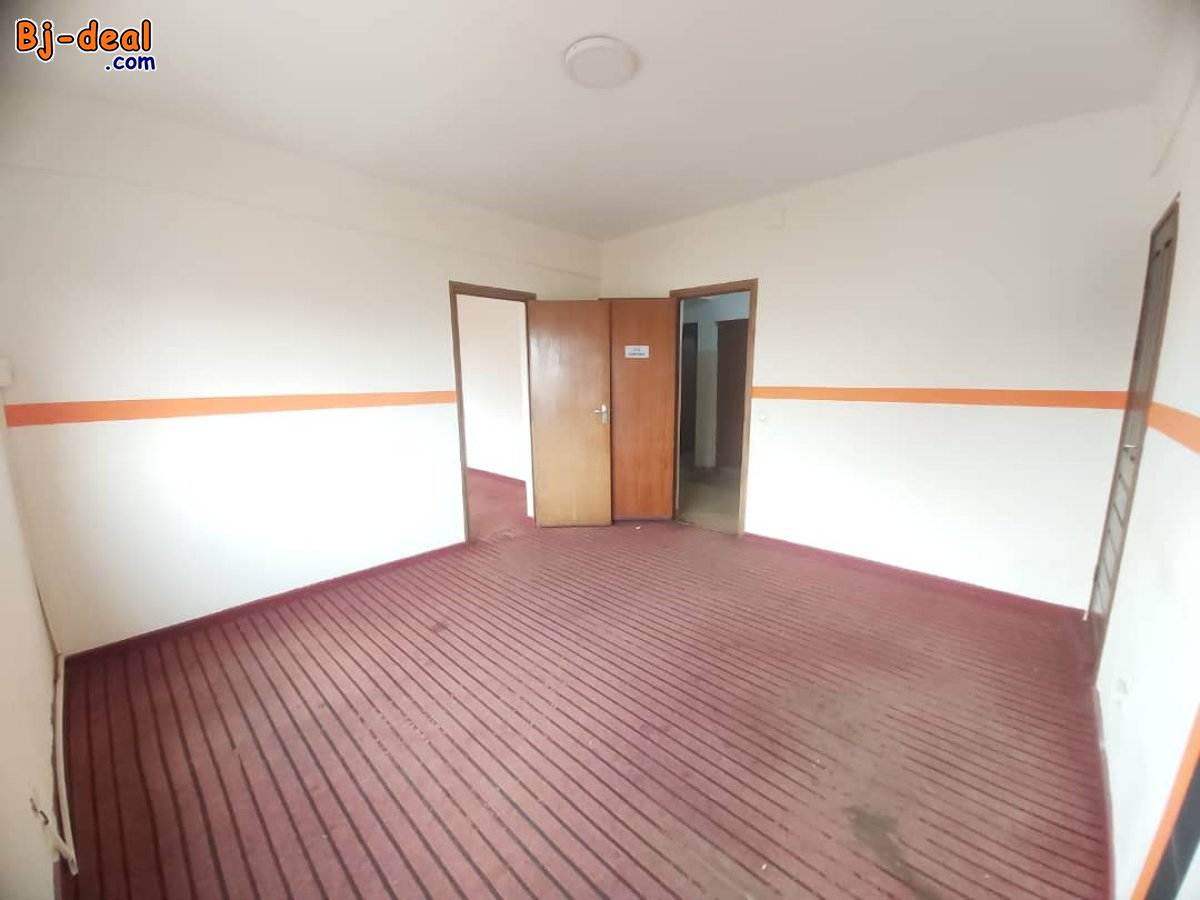 Image principale de Magnifique Bureau Bon Standing en plein Centre-Ville