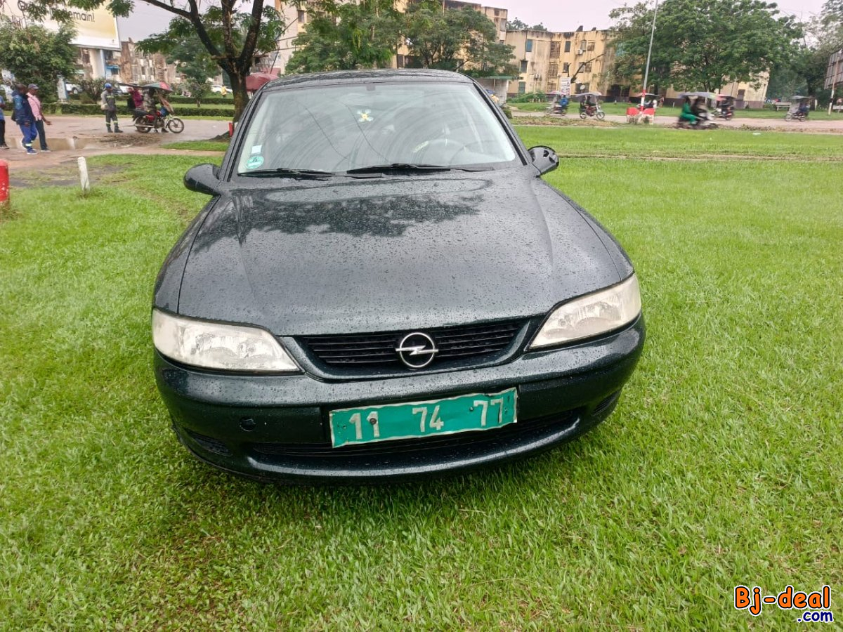 Main image of OPEL VECTRA ANNÉE 2000