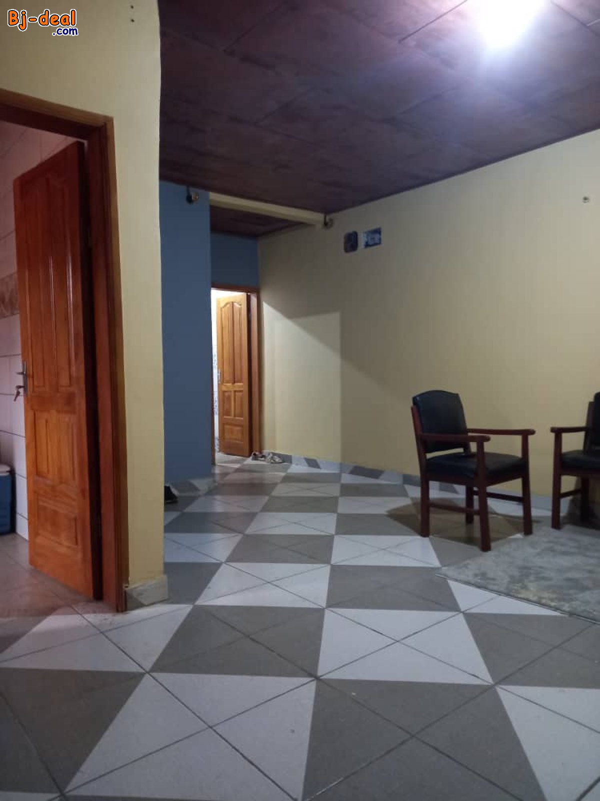 Image principale de Joli Studio Bon Standing Neuf à louer à Biyem-Assi