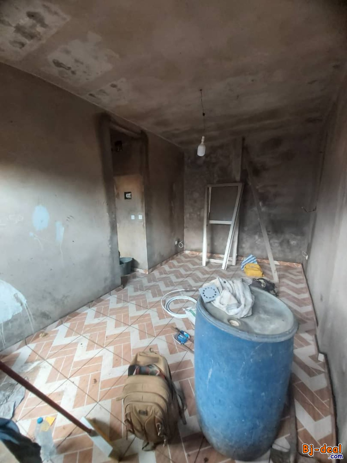 Image principale de Studio Bon Standing Neuf à louer à Biyem-Assi