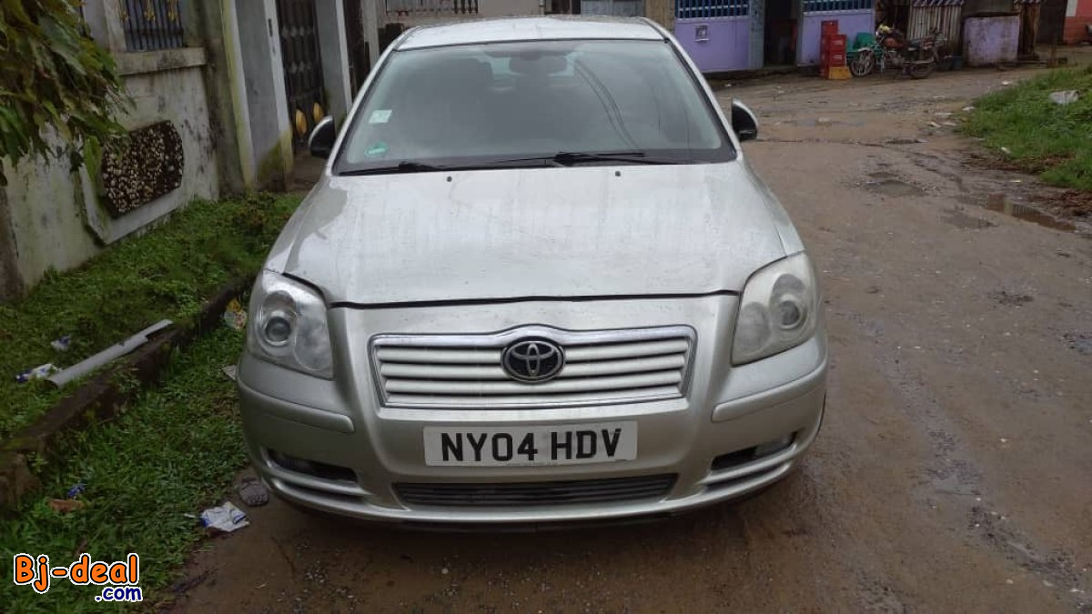 Main image of TOYOTA AVENSIS ANNÉE 2004