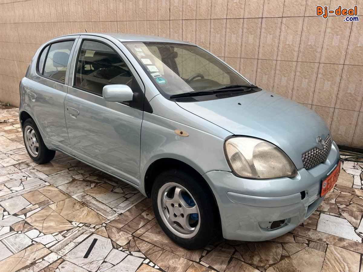 Main image of TOYOTA YARIS ANNÉE 2005