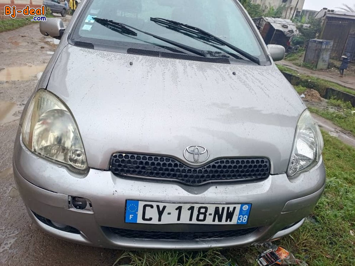 Main image of TOYOTA YARIS VVT-i année 2005