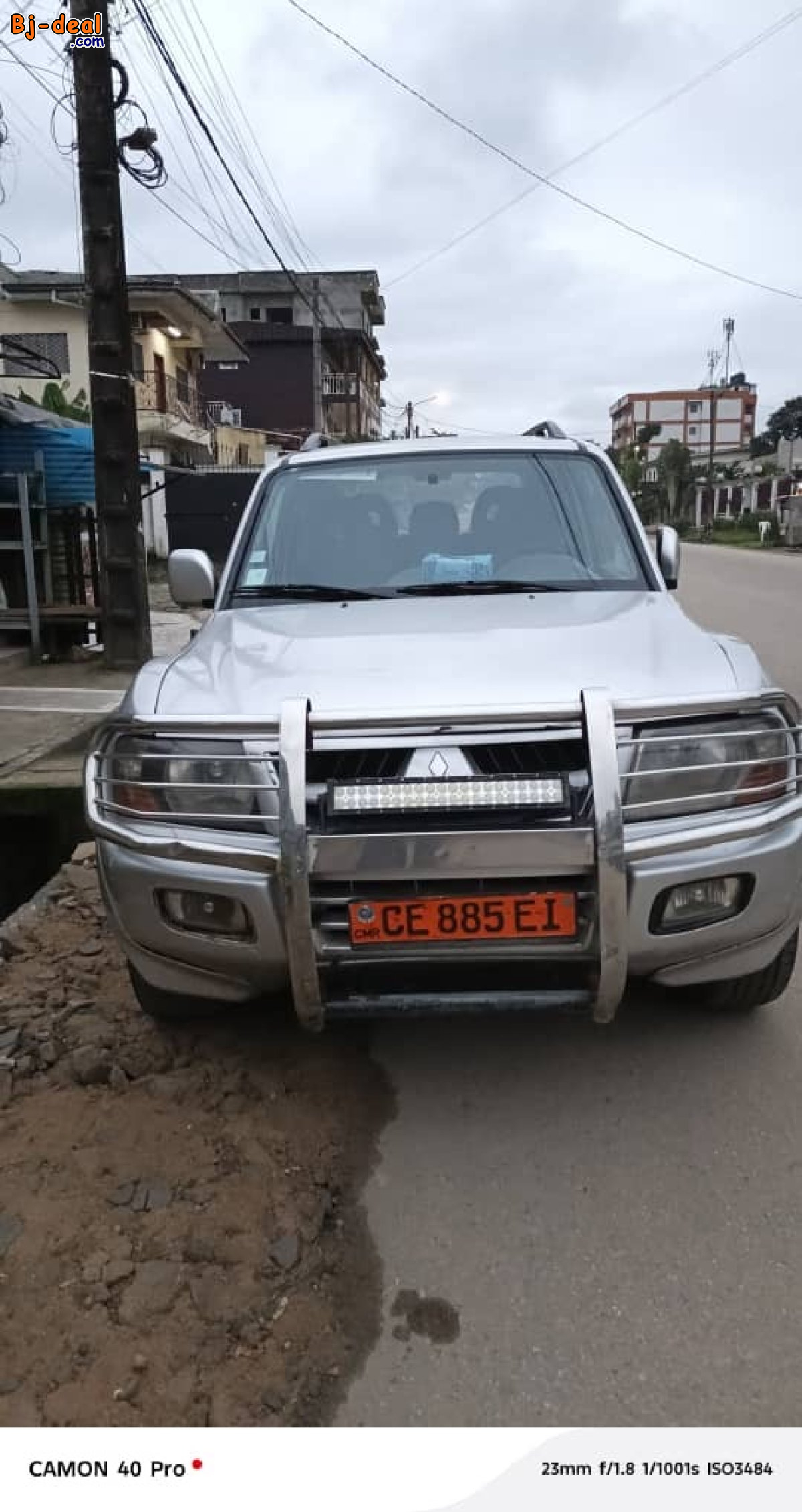 Main image of MITSUBISHI PAJERO GRIS