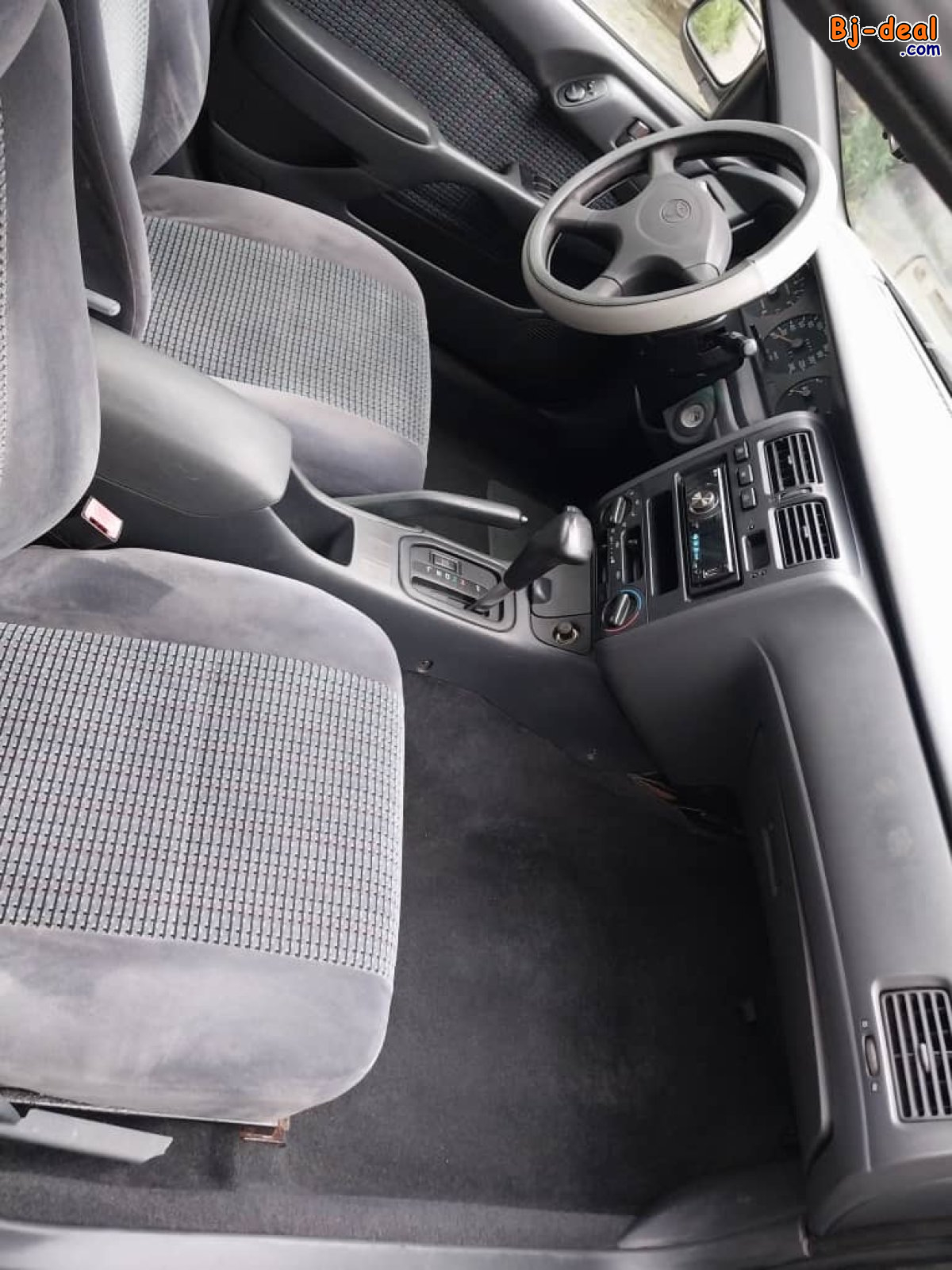 Main image of TOYOTA CARINA E GLI année 1995