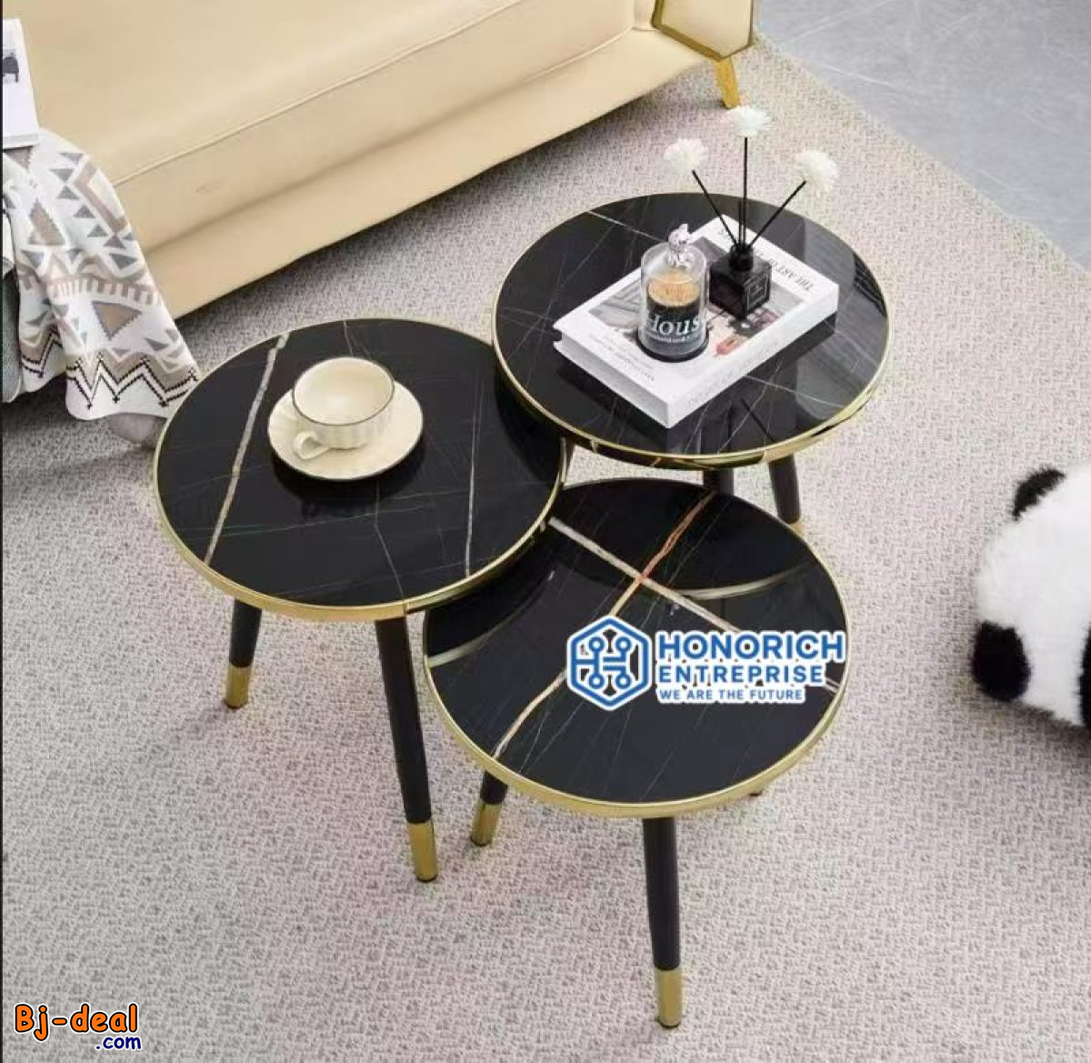 Main image of Guéridons trois en un disponible à Yaoundé