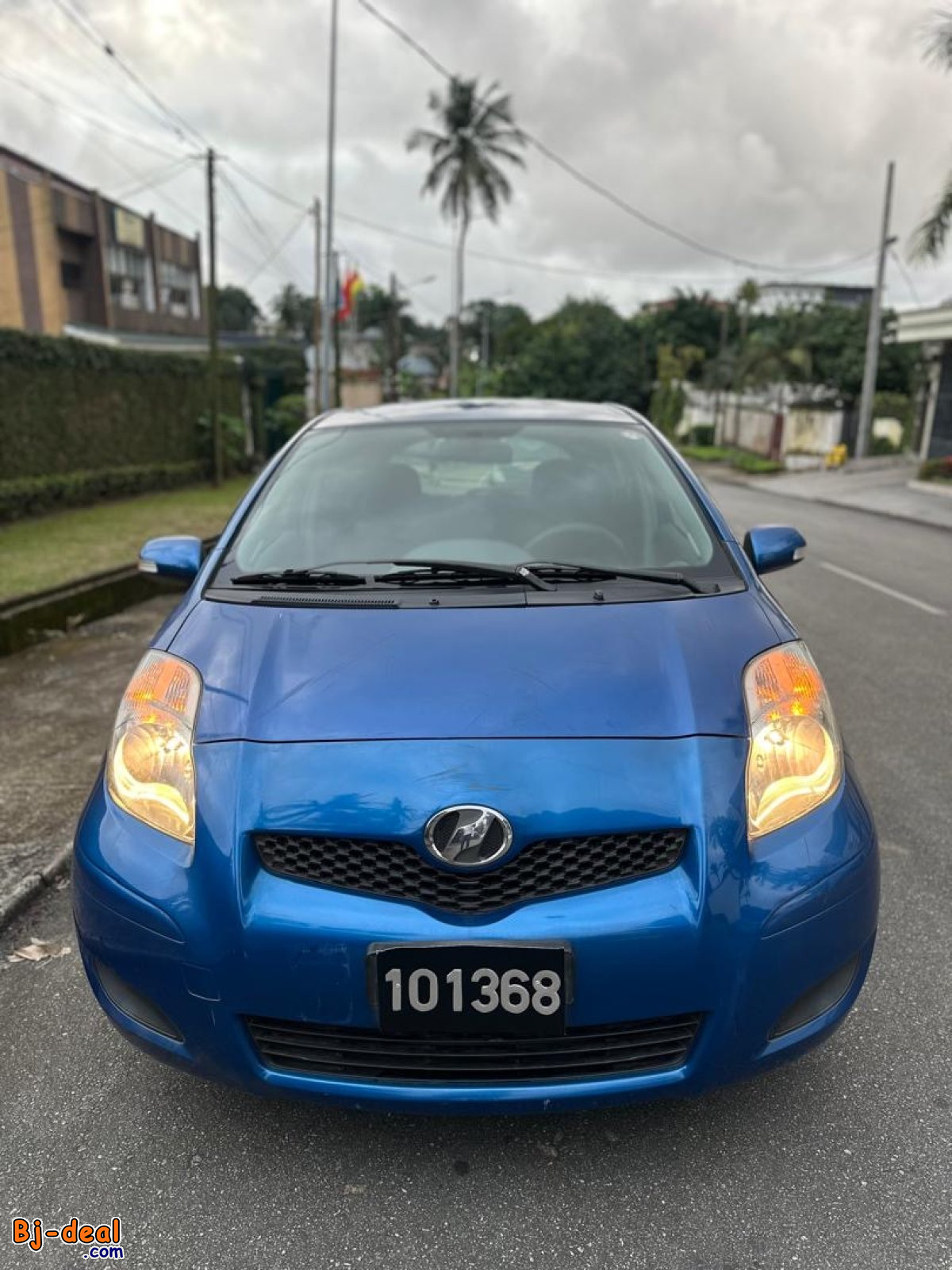 Image principale de TOYOTA VITZ ANNÉE 2009