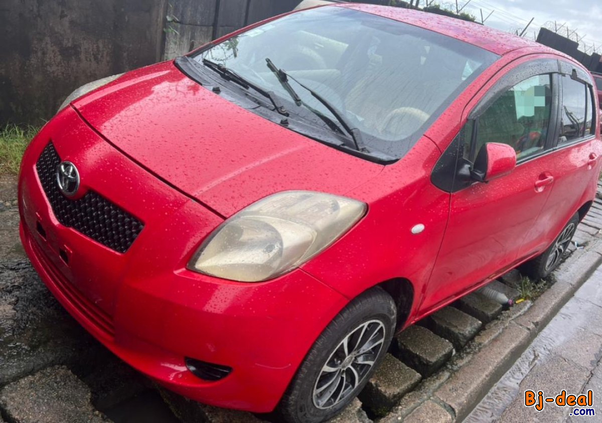 Image principale de TOYOTA VITZ ANNÉE 2009