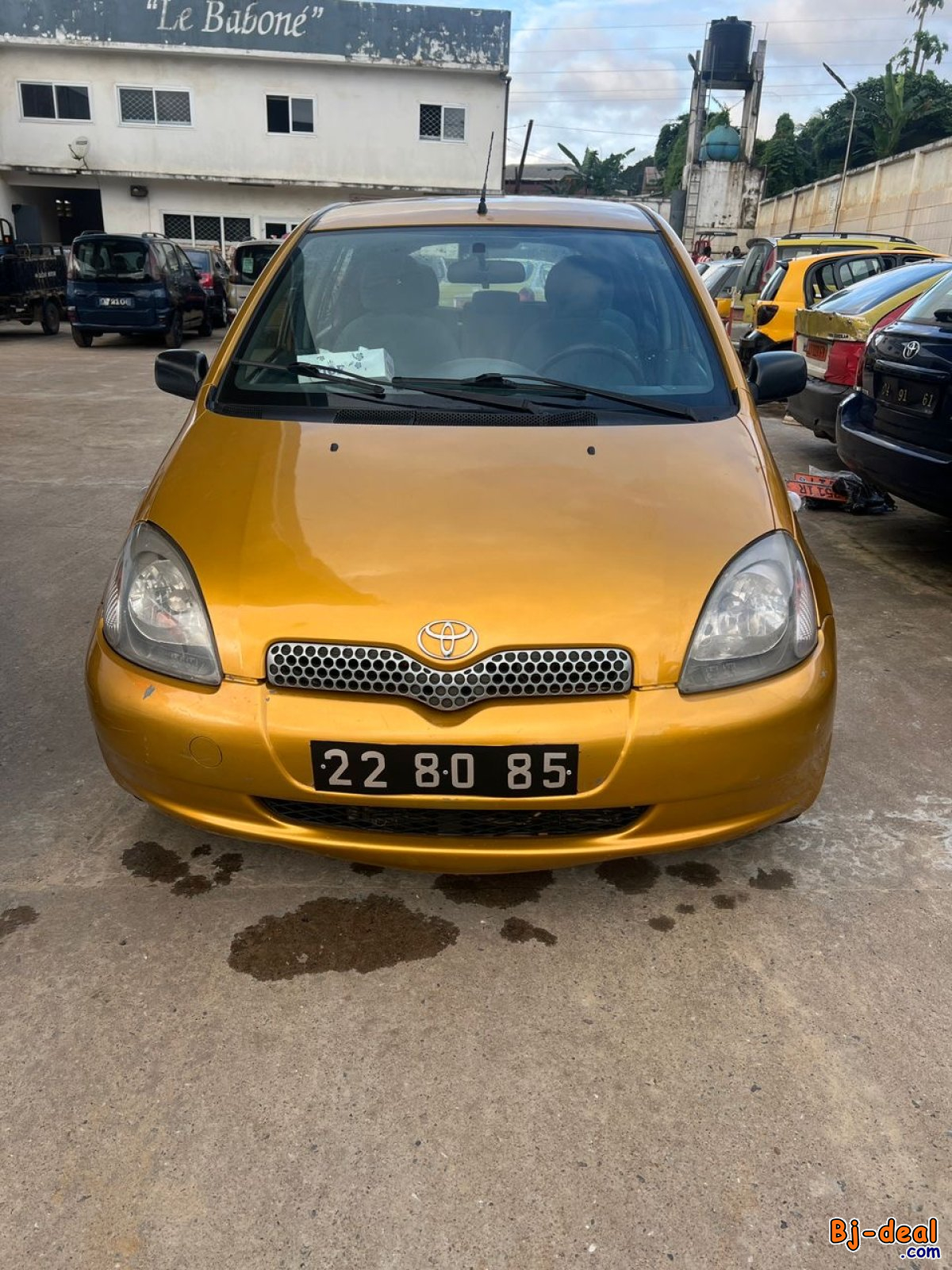 Image principale de TOYOTA YARIS ANNÉE 2004