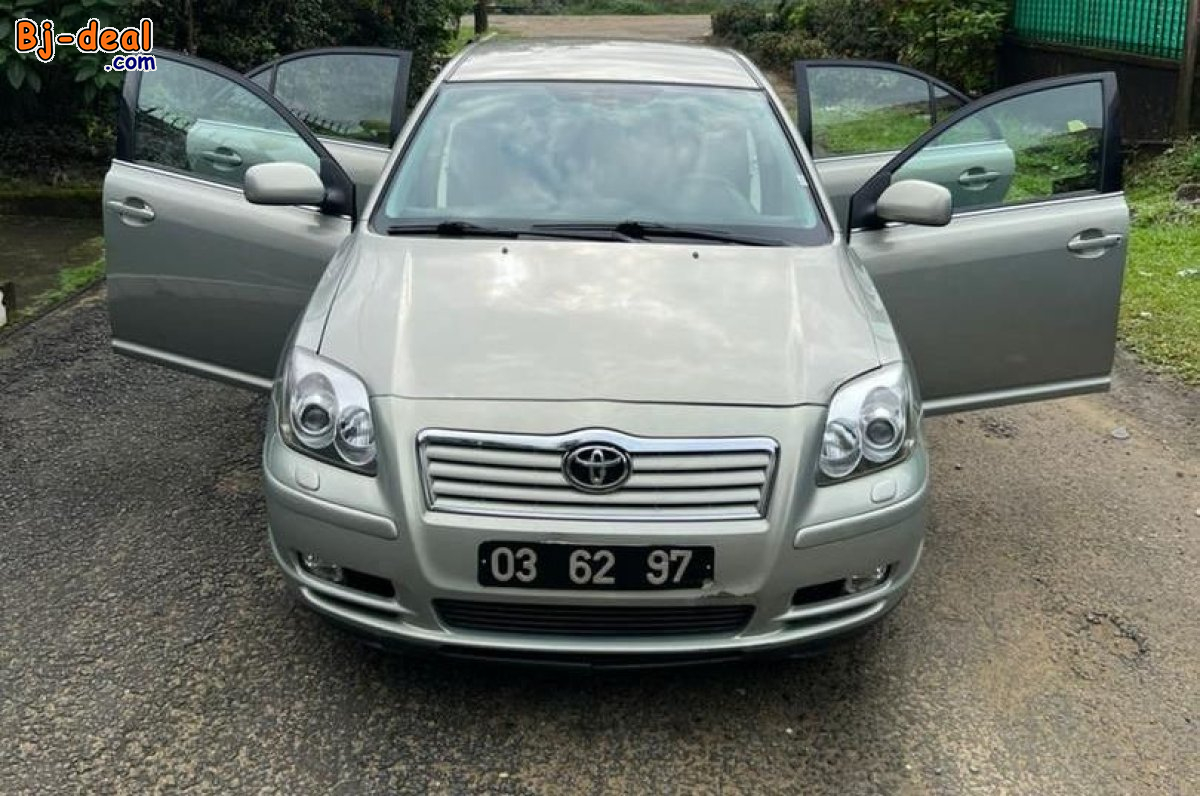 Image principale de TOYOTA AVENSIS ANNÉE 2005