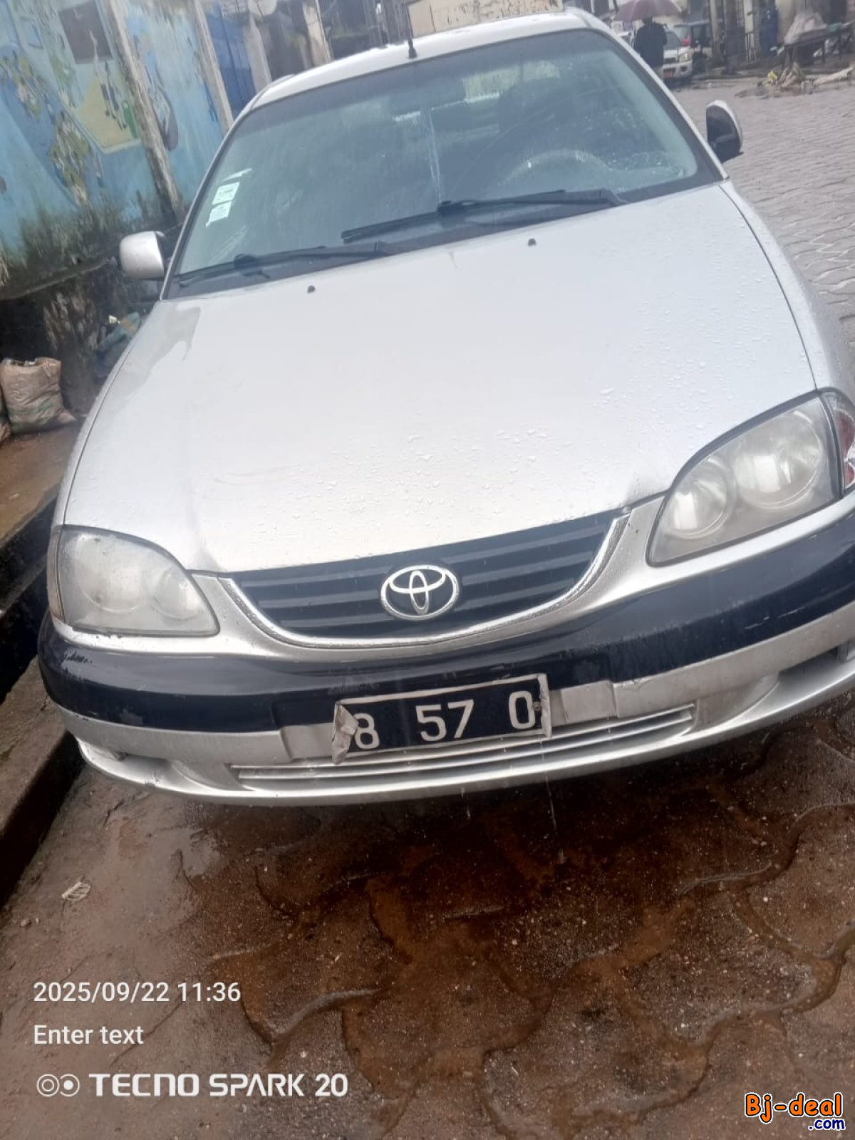 Image principale de TOYOTA AVENSIS ANNÉE 2002