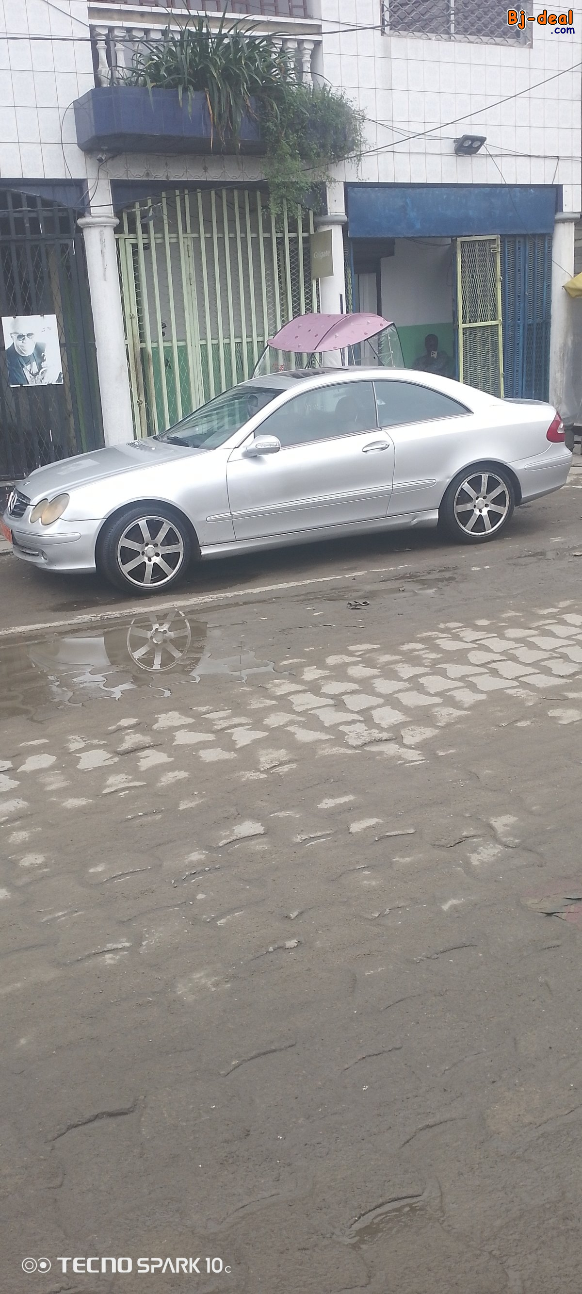 Image principale de Voiture d&amp;#039;occasion mercedes CLK