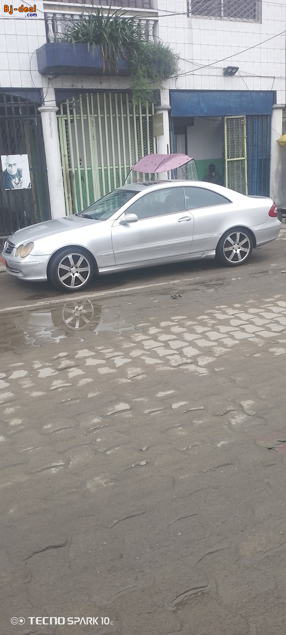 Image principale de Mercedes CLK 200 voiture d&amp;#039;occasion