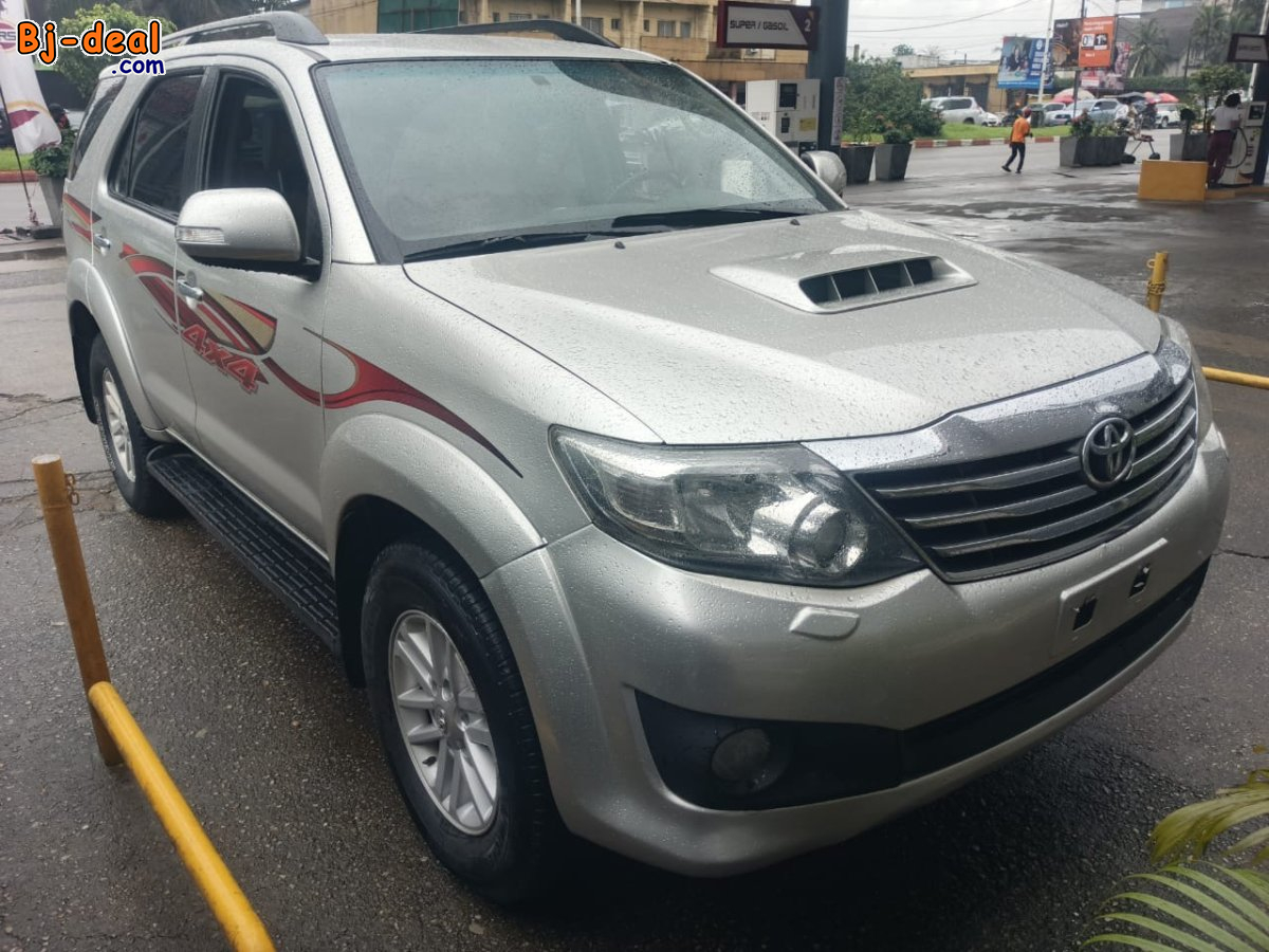 Image principale de TOYOTA FORTUNER ANNÉE 2013