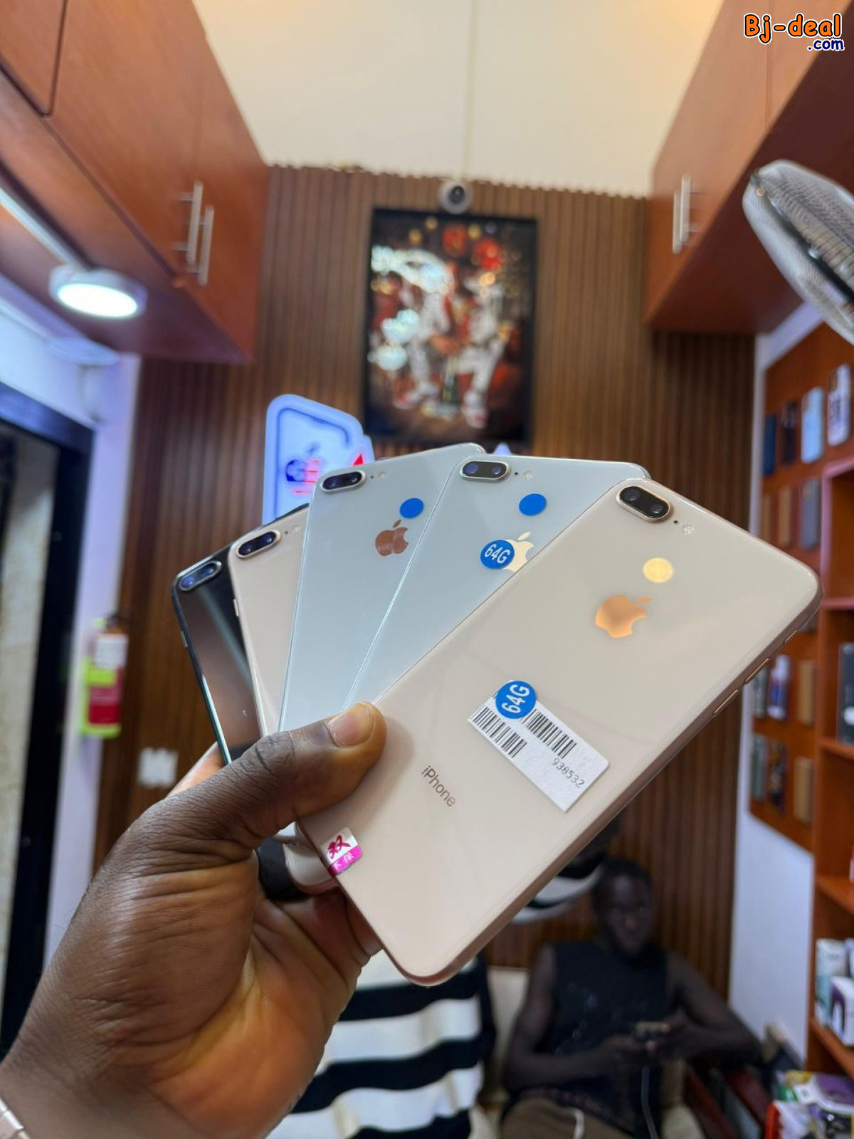 Main image of iPhone 8+ 128gb tout ok