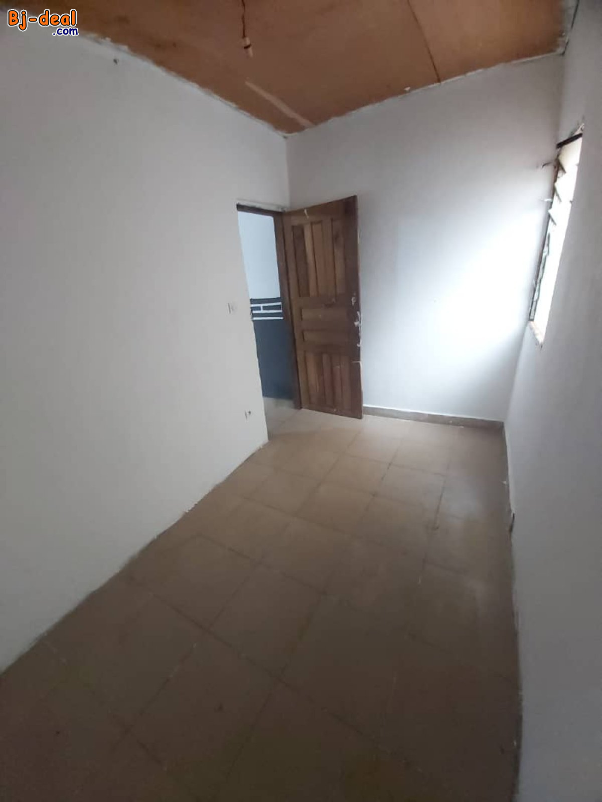 Image principale de Studio Moderne 03 Pièces à louer à Biyem-Assi