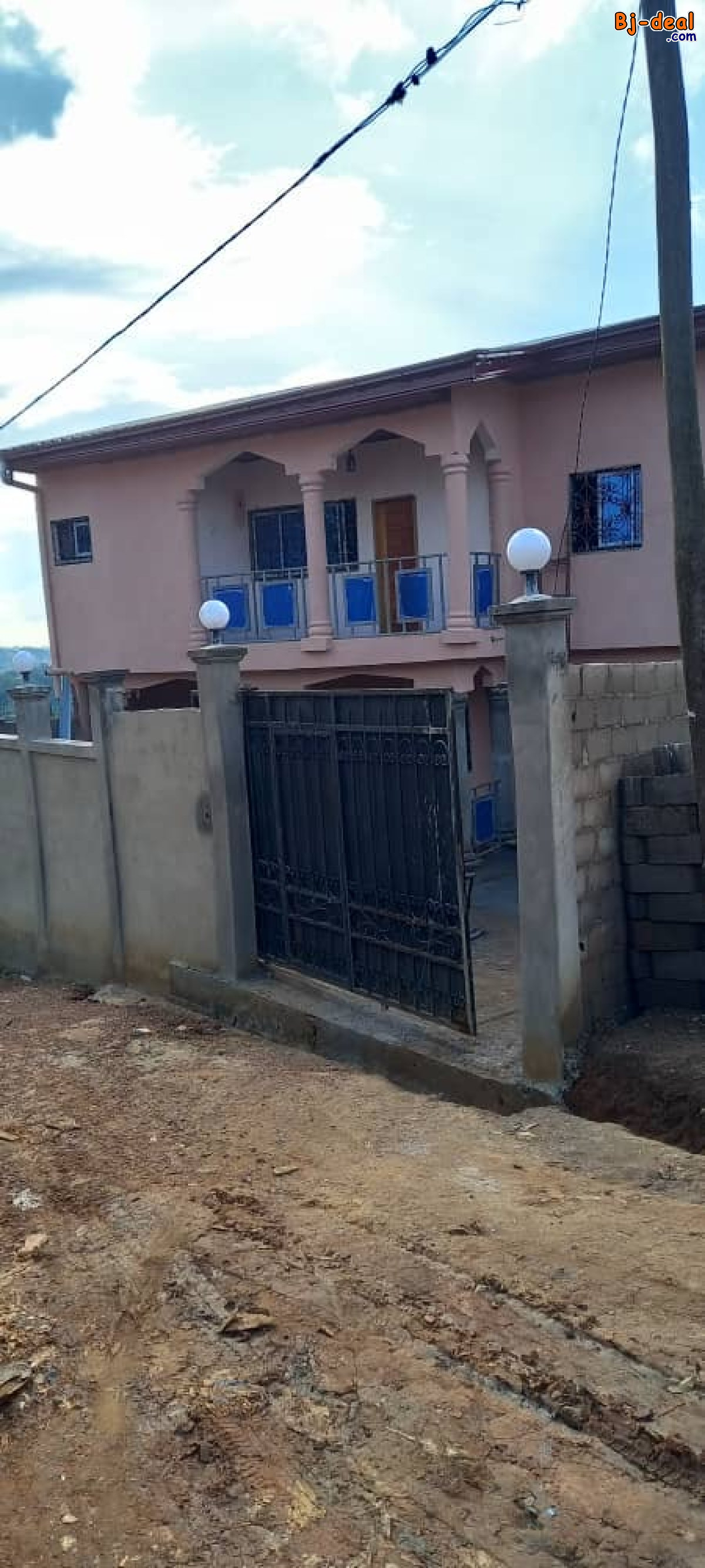 Main image of Duplex disponible à Nsam