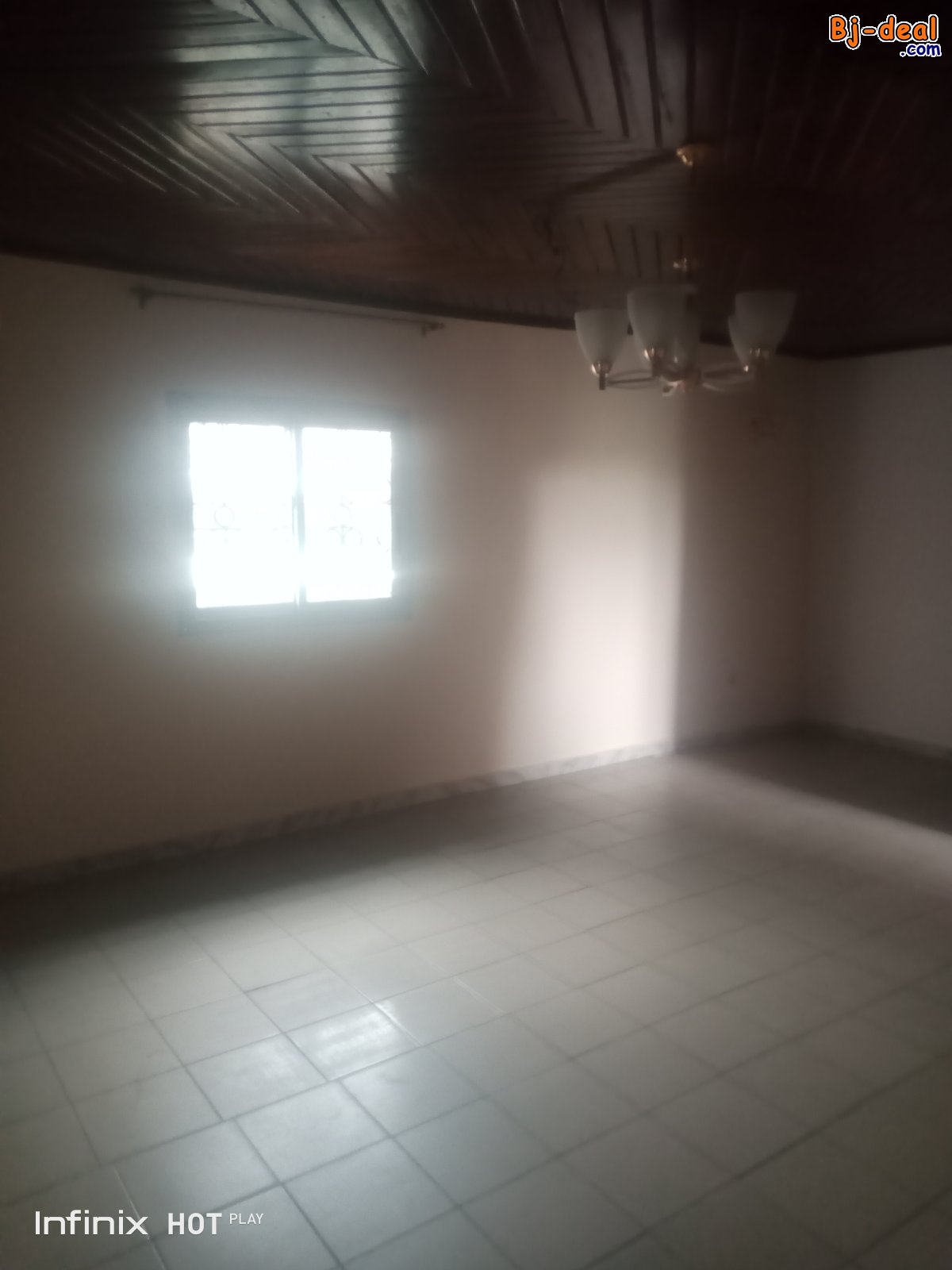 Main image of Kotto fin goudron bangue Douala 5eme