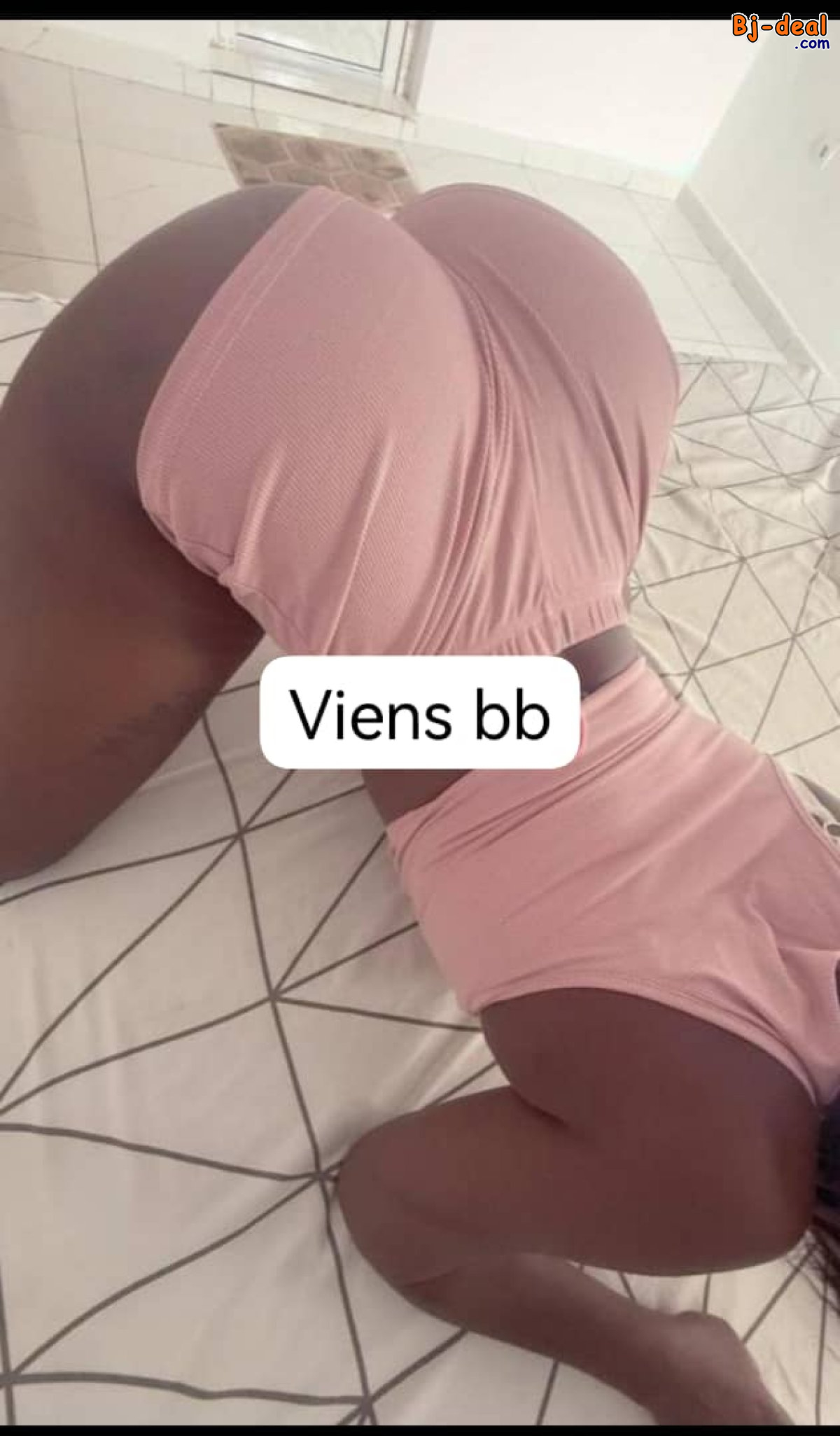 Main image of Suceuse pro max dispo pour partie coquine