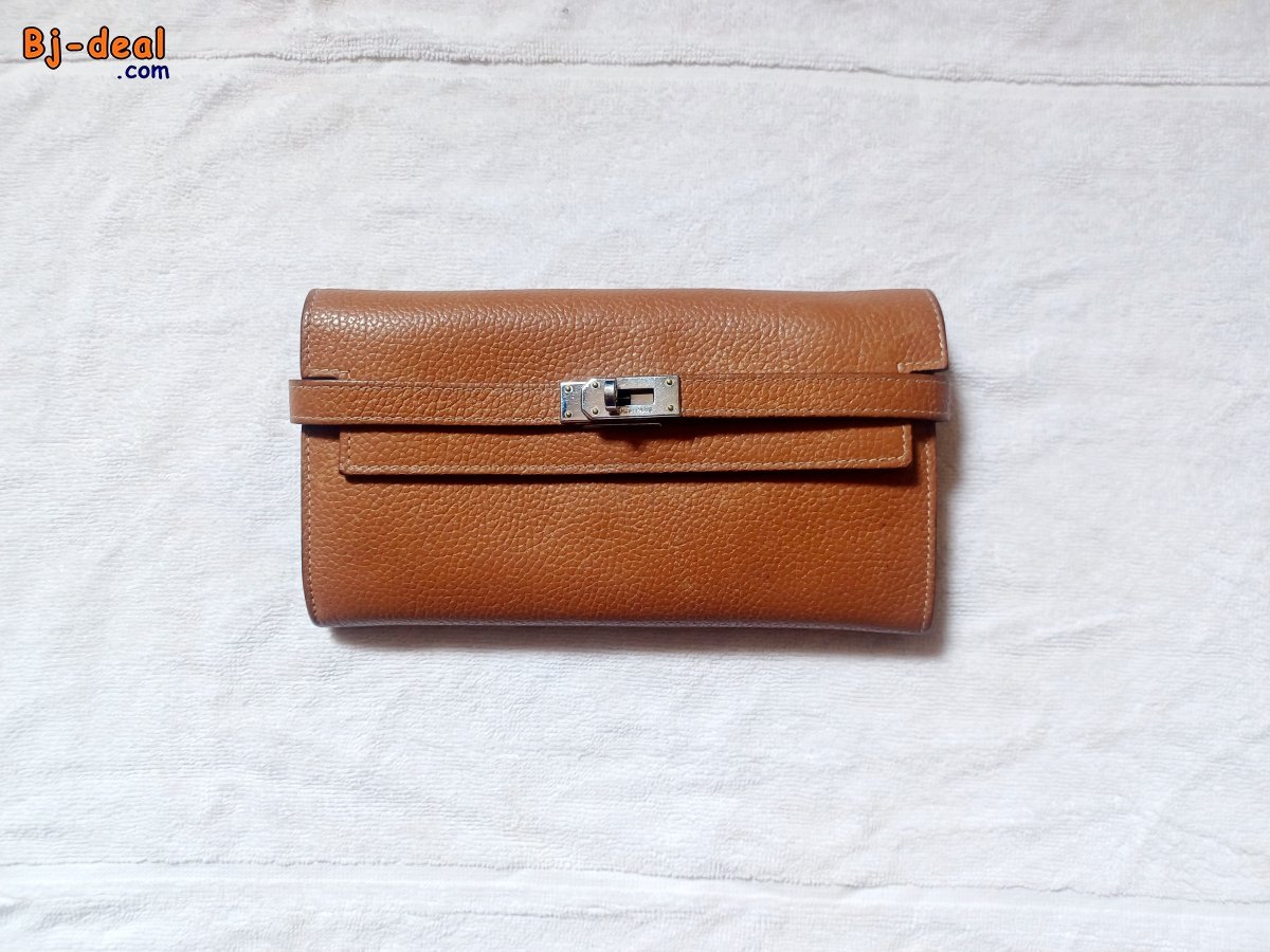 Main image of Porte feuille kelly to go de chez HERMES