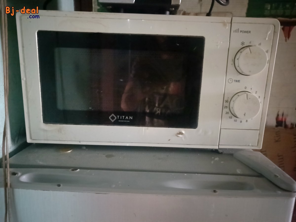 Main image of Frigo+micro-onde+régulateur de tension
