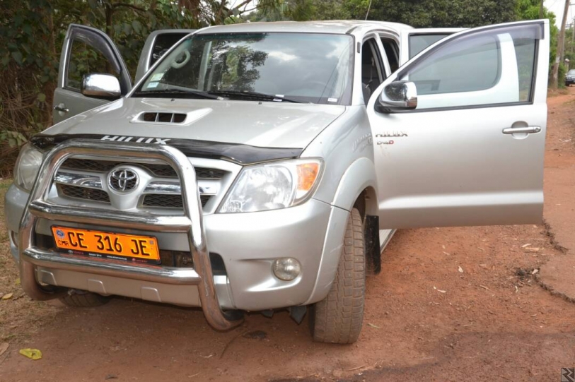 Main image of TOYOTA  HILUX 4x4  DE LUXE A LOUER AVEC CHAUFFEUR
