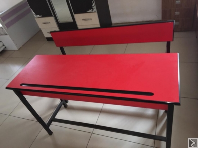 Main image of table-banc moderne équipée