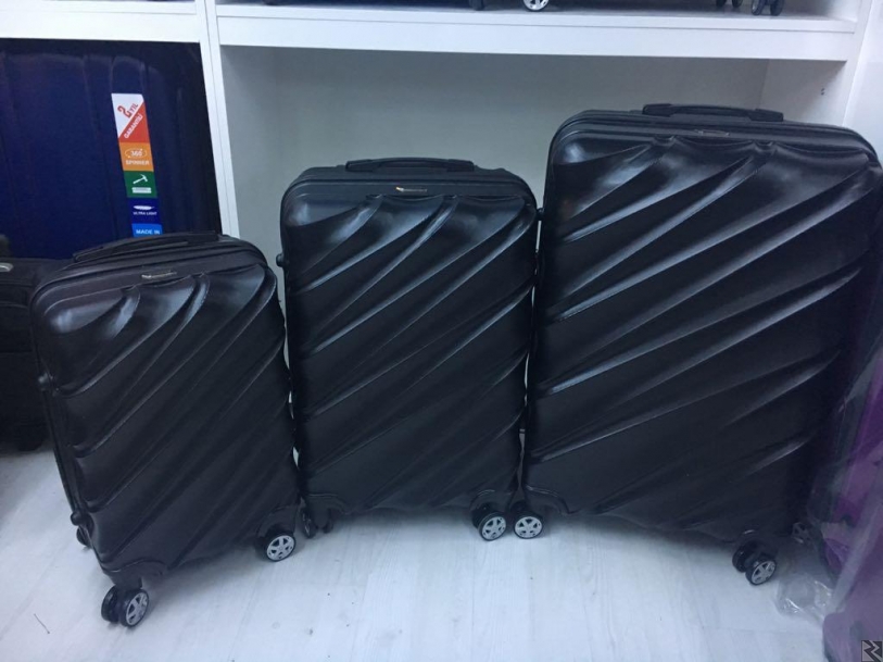 Main image of valises