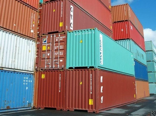 Main image of DÉSTOCKAGE MASSIF DE CONTENEURS HUILE TOURNESOL