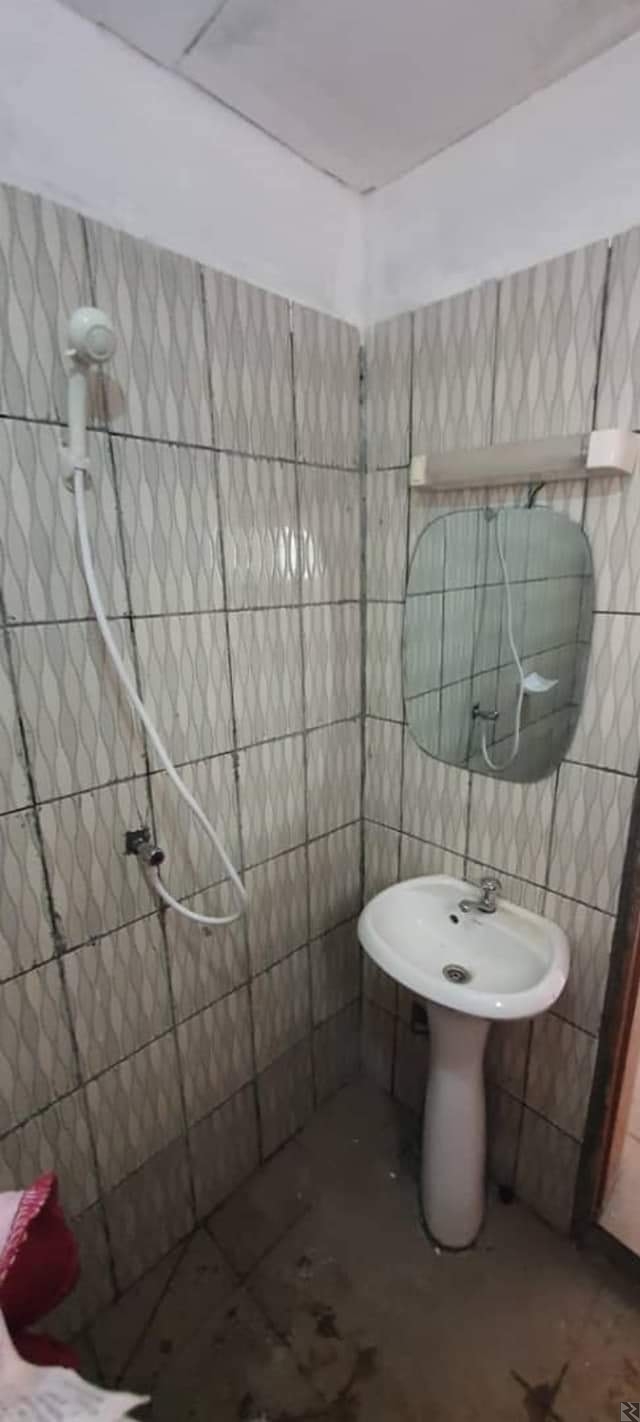 Main image of Studio neuf a louer a Mimboman dernier poteau