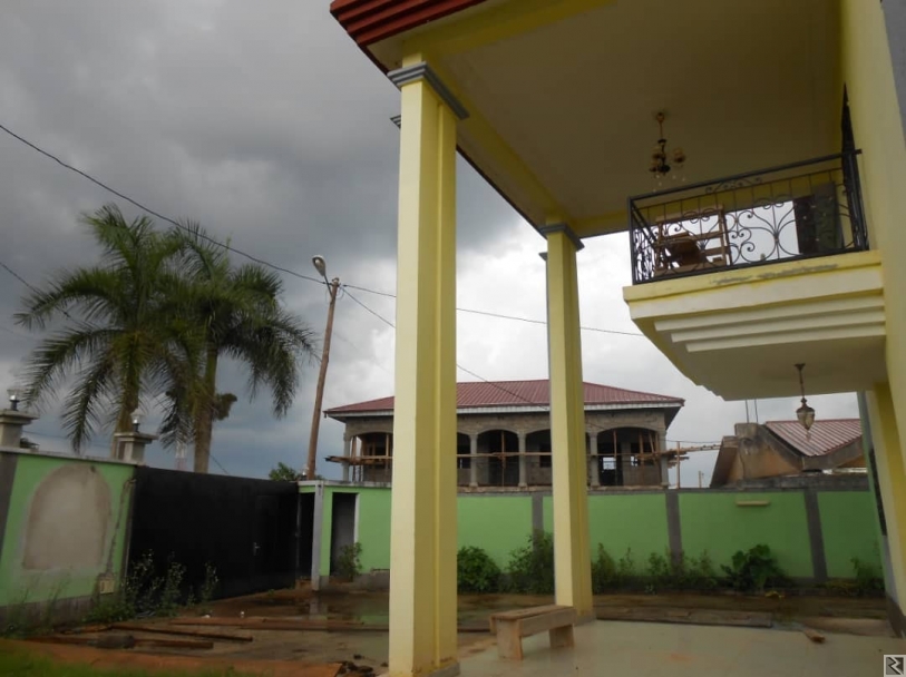 Main image of Beau duplex a vendre a Odza zone résidentielle