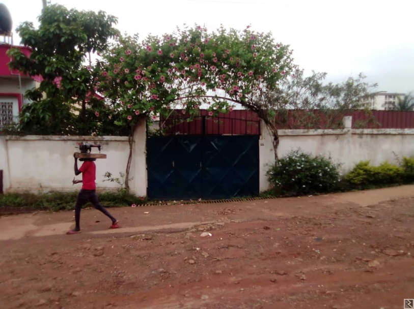 Main image of Villa titrée a vendre a Emombo