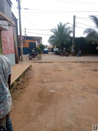 Image principale de Boutique en bordure de route a Mendong