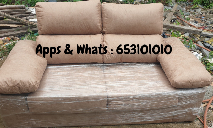 Image principale de Deux sofas neuf mi cuir mi daims