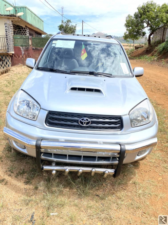 Image principale de TOYOTA RAV4  MOTEUR DIESEL