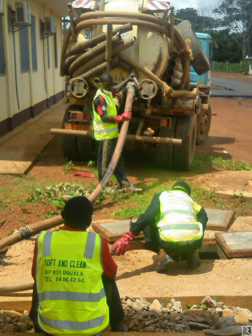 Image principale de Vidange des fosses septique à  prix cadeau