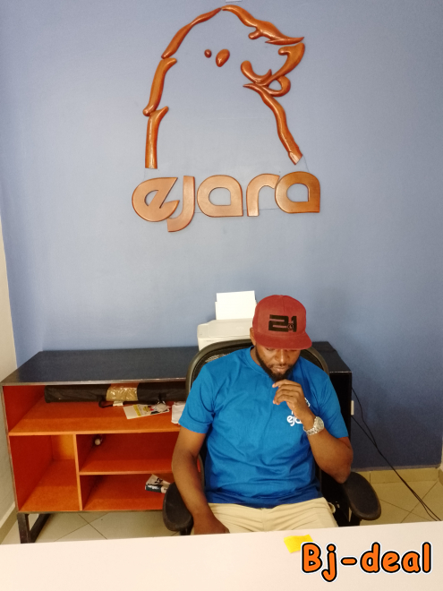 Main image of Recrutement des commerciaux et stages de vacances