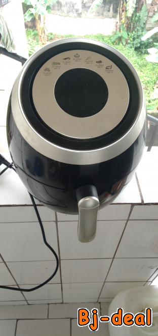 Image principale de Friteuse électrique à boutons tactiles