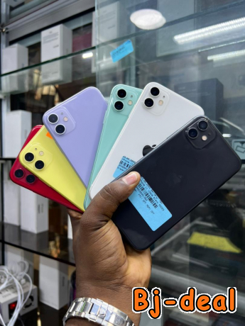 Main image of iPhone 11 64Gb Neuf