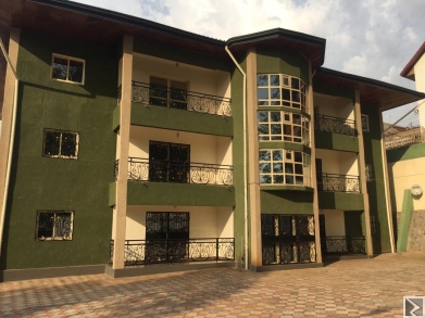 Image principale de Immeuble R+2 dans une concession de 1209m2 à  vendre