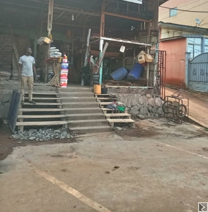 Image principale de Emplacement à  vendre au quartier NLONGKAK