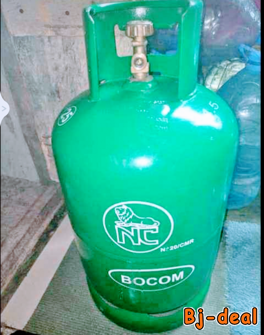 Main image of bouteille a gaz et plaque a vendre