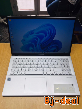 Main image of Asus VIVO 15 Core I3 10th