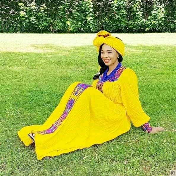 Main image of Look afritude