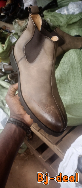 Main image of Vente des bottes de sortie