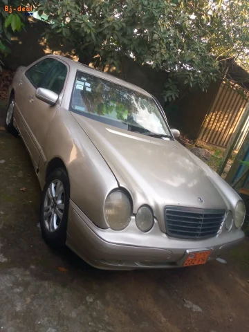 Image principale — Mercedes benz E 320 4matic