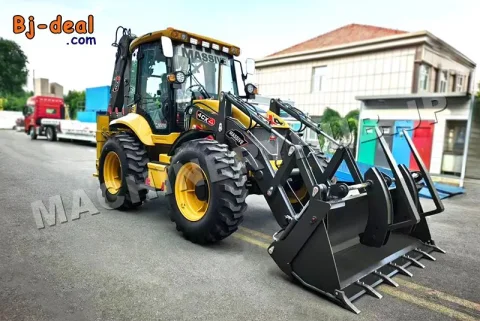 Image principale — Massive Backhoe Loaders for Sale in Cameroon