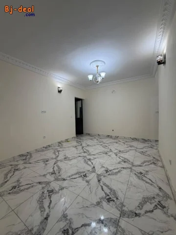 Image principale — Magnifique studio avec eau chaude gardien parking en bordure à Nkolfoulou